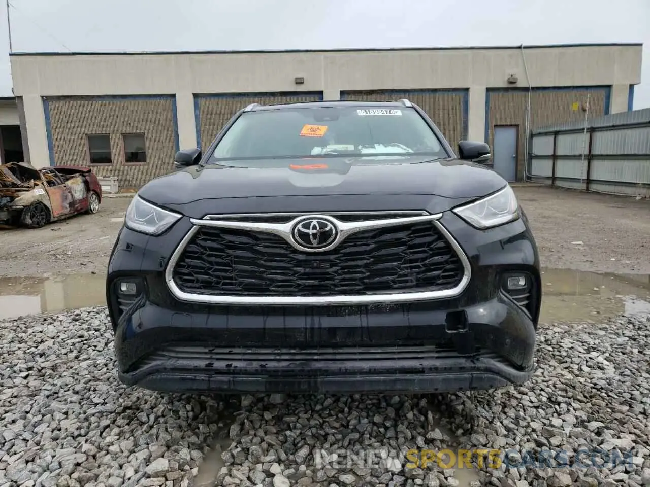 5 Photograph of a damaged car 5TDDZRBHXNS255855 TOYOTA HIGHLANDER 2022