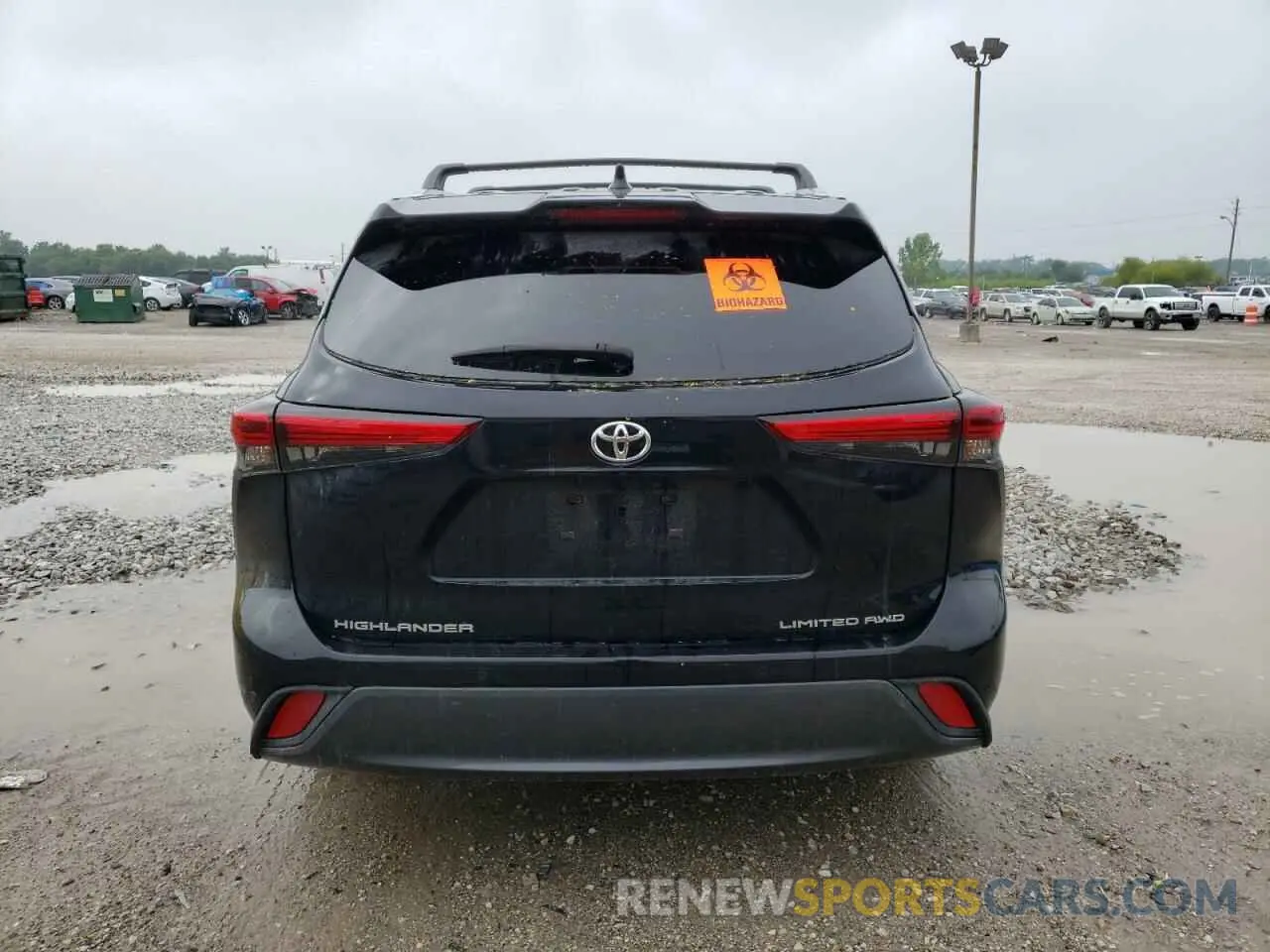 6 Photograph of a damaged car 5TDDZRBHXNS255855 TOYOTA HIGHLANDER 2022