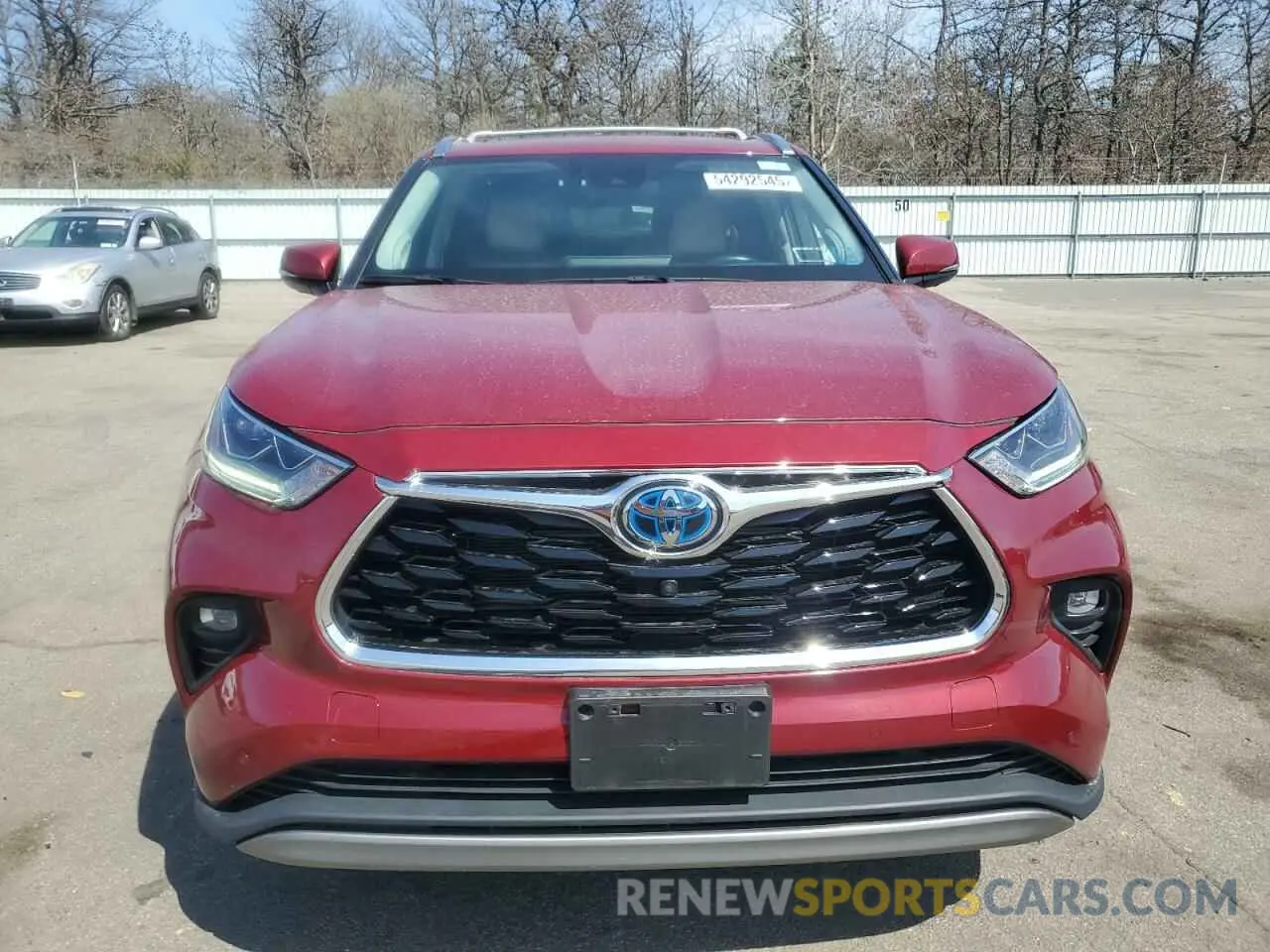 5 Photograph of a damaged car 5TDEBRCH3NS075589 TOYOTA HIGHLANDER 2022