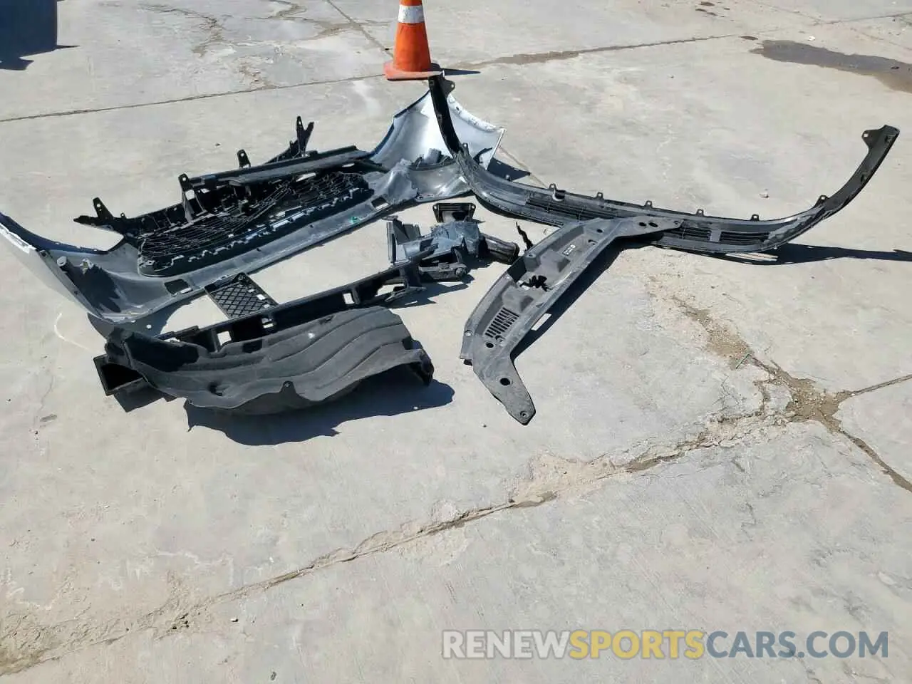 13 Photograph of a damaged car 5TDEBRCH3NS078329 TOYOTA HIGHLANDER 2022