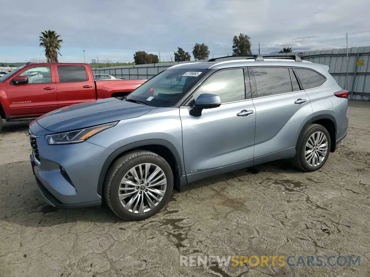 1 Photograph of a damaged car 5TDEBRCH4NS092367 TOYOTA HIGHLANDER 2022