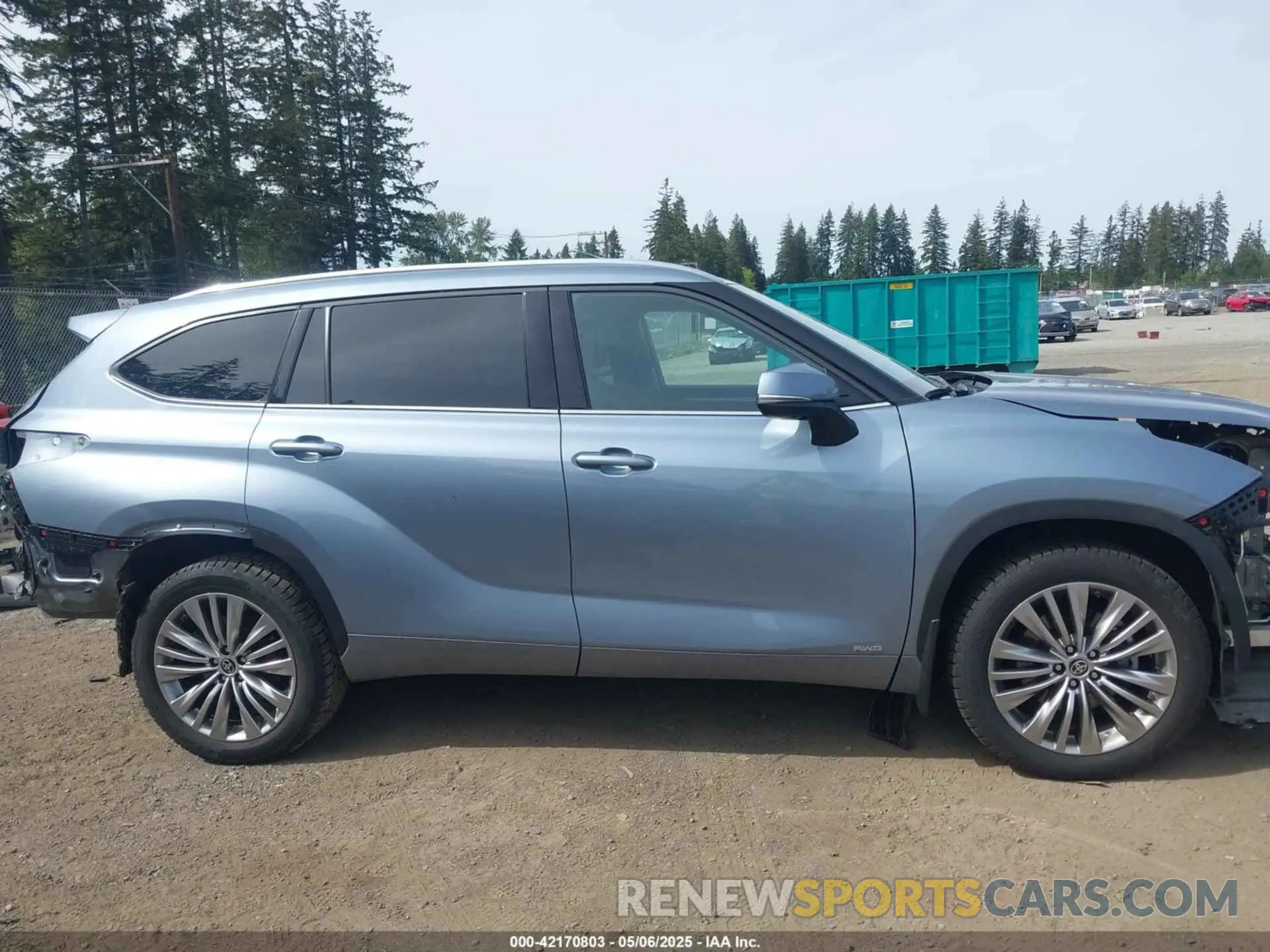 14 Photograph of a damaged car 5TDEBRCH7NS098017 TOYOTA HIGHLANDER 2022