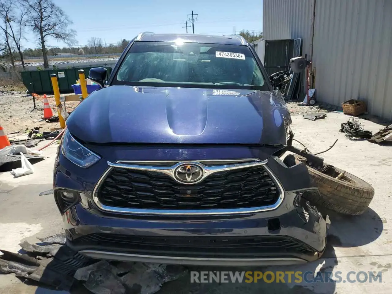 5 Photograph of a damaged car 5TDFZRAHXNS105349 TOYOTA HIGHLANDER 2022