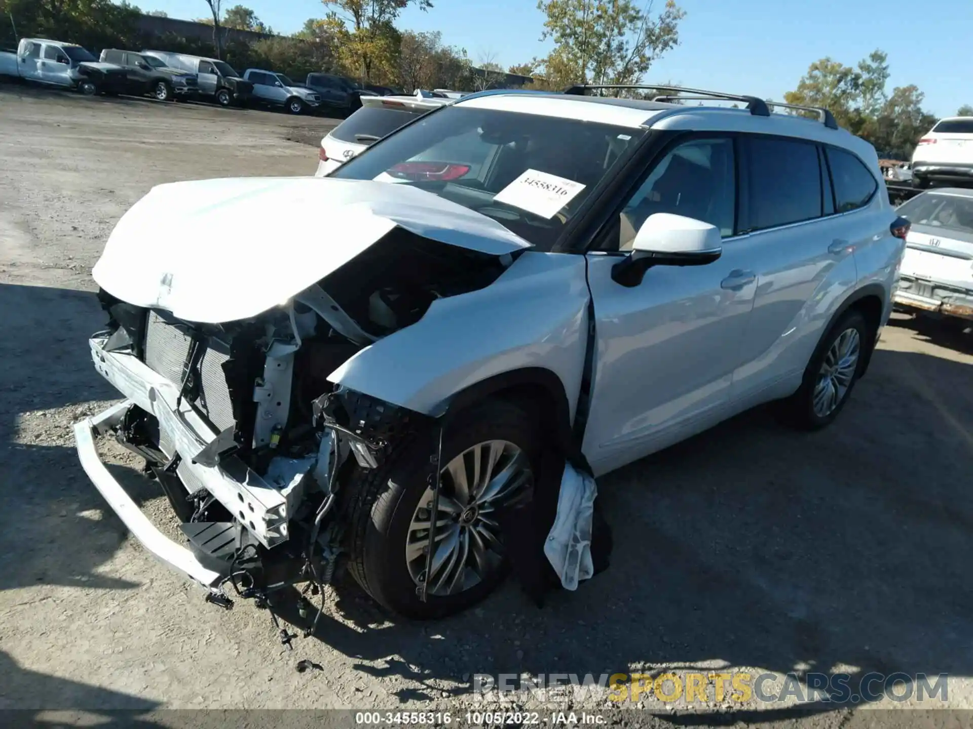 2 Photograph of a damaged car 5TDFZRBH2NS203984 TOYOTA HIGHLANDER 2022