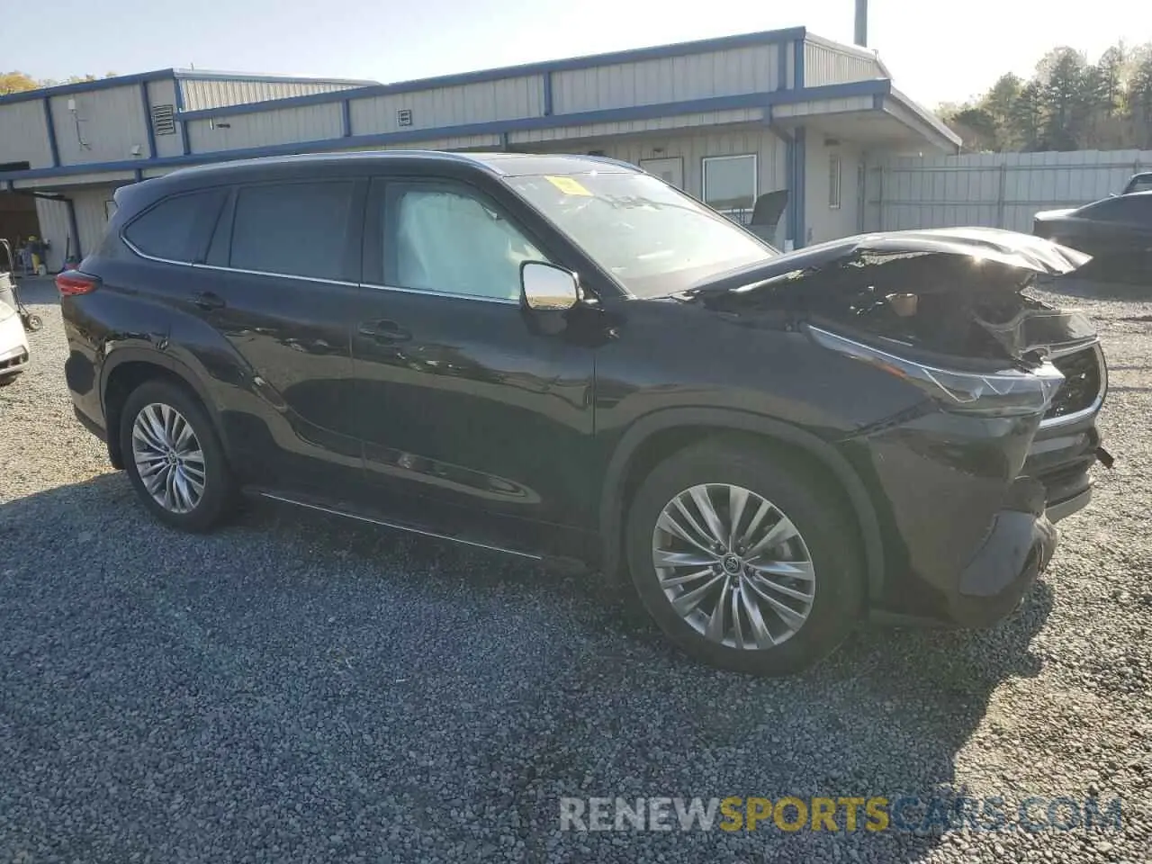 4 Photograph of a damaged car 5TDFZRBH6NS189541 TOYOTA HIGHLANDER 2022