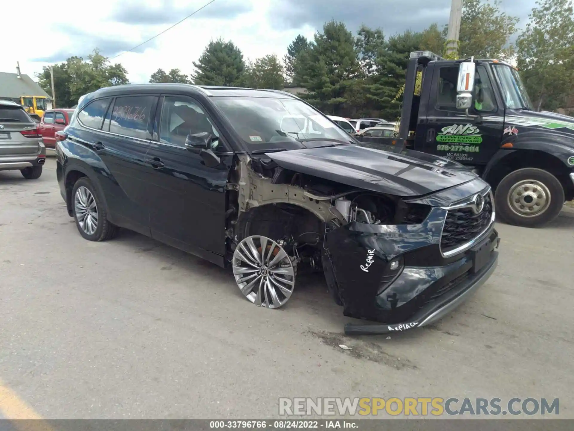 1 Photograph of a damaged car 5TDFZRBH7NS172439 TOYOTA HIGHLANDER 2022