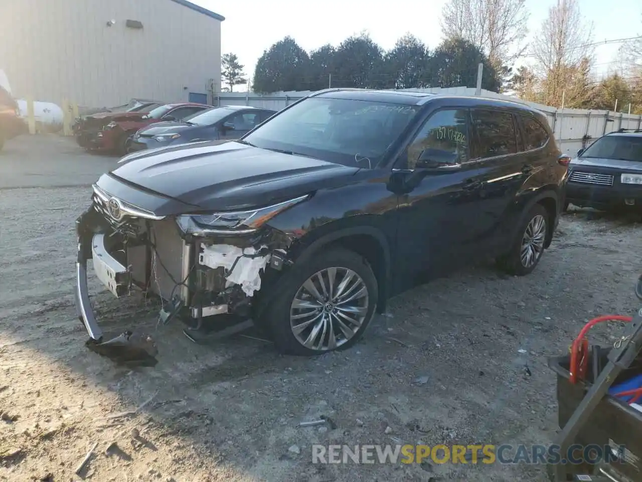 1 Photograph of a damaged car 5TDFZRBH8NS166696 TOYOTA HIGHLANDER 2022