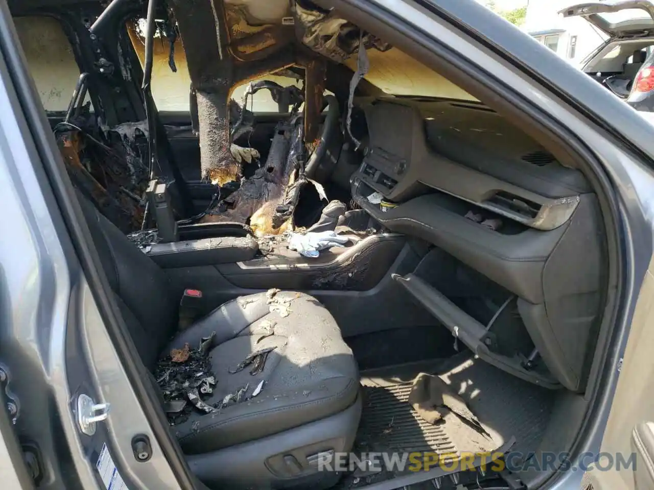 5 Photograph of a damaged car 5TDFZRBH9NS194345 TOYOTA HIGHLANDER 2022