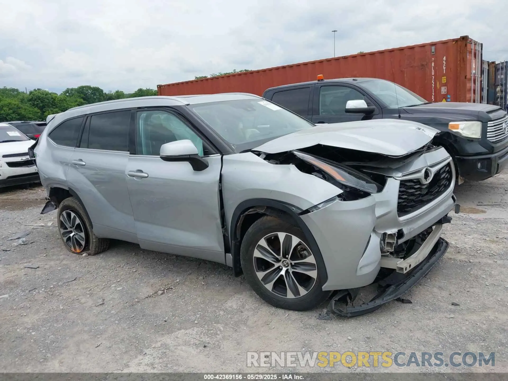 12 Photograph of a damaged car 5TDGARAH4NS511980 TOYOTA HIGHLANDER 2022