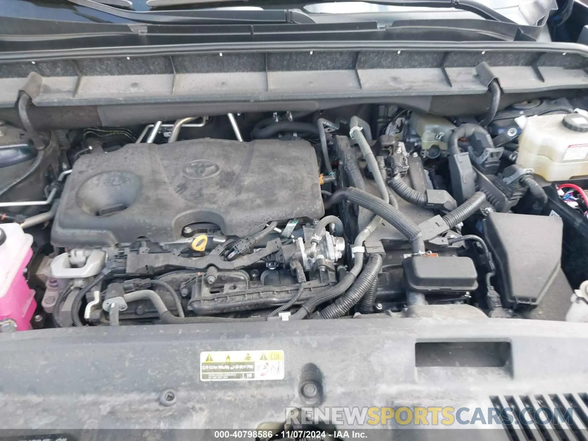 10 Photograph of a damaged car 5TDGARAHXNS510042 TOYOTA HIGHLANDER 2022