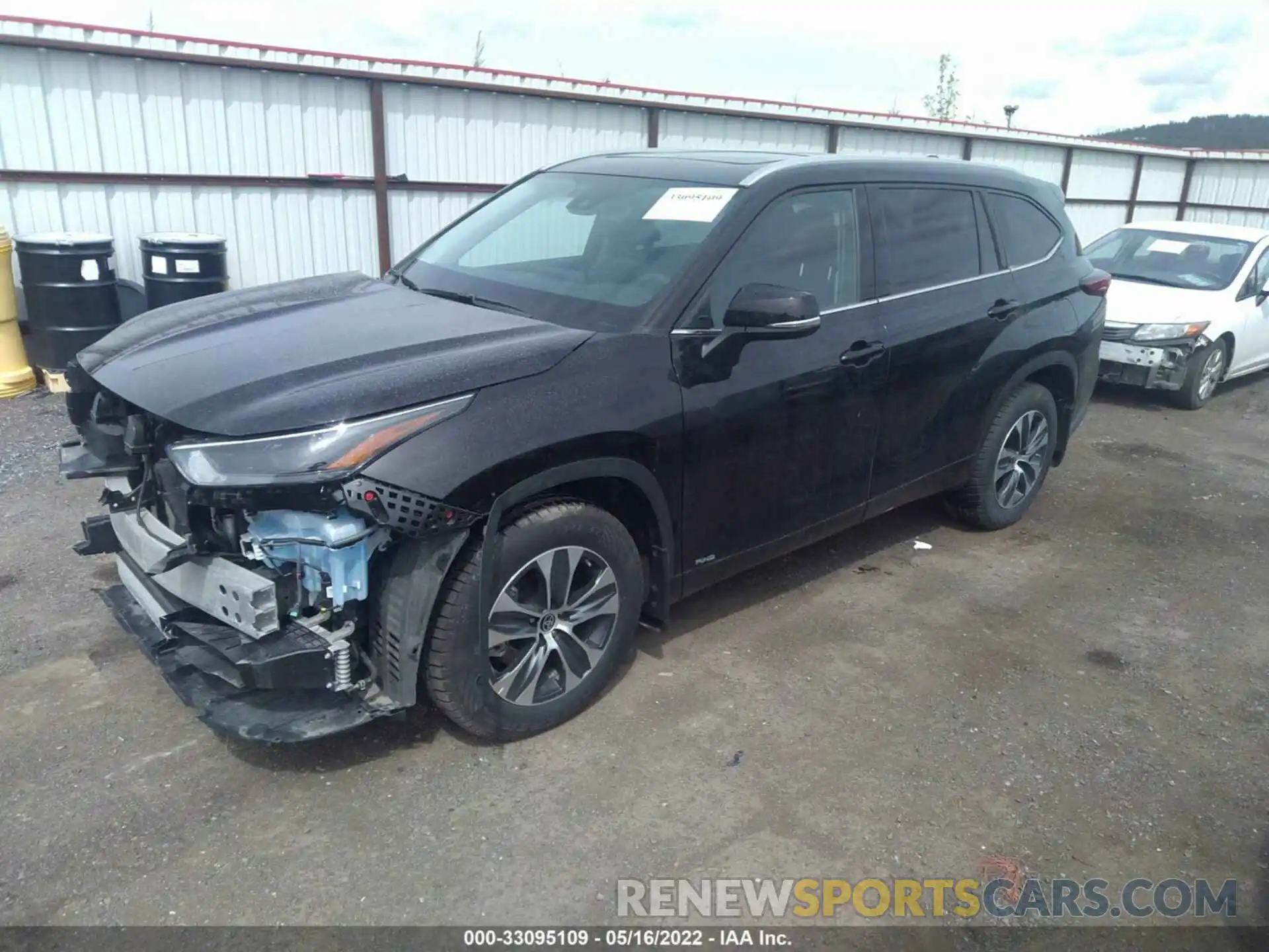 2 Photograph of a damaged car 5TDGBRCH0NS075266 TOYOTA HIGHLANDER 2022