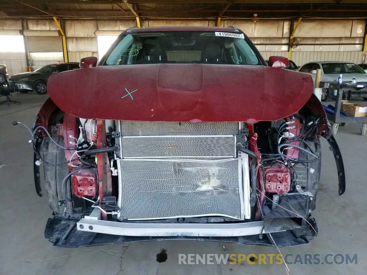 9 Photograph of a damaged car 5TDGBRCH0NS538880 TOYOTA HIGHLANDER 2022