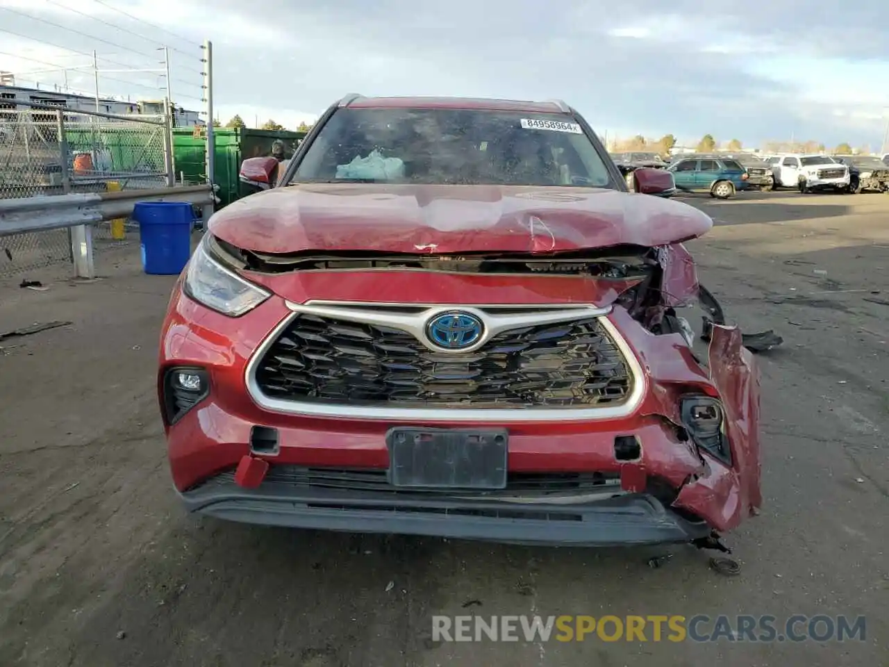 5 Photograph of a damaged car 5TDGBRCH0NS543478 TOYOTA HIGHLANDER 2022