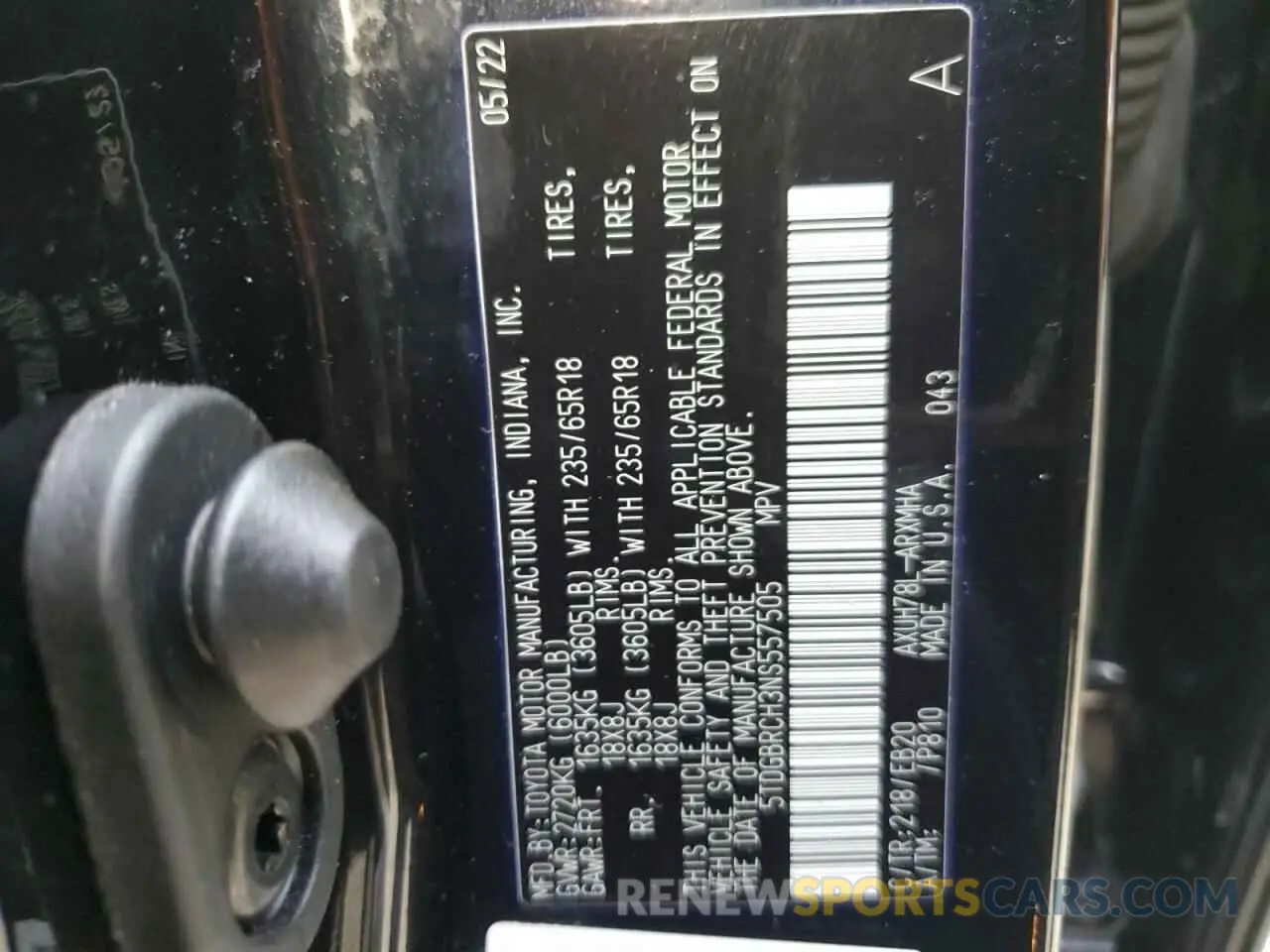13 Photograph of a damaged car 5TDGBRCH3NS557505 TOYOTA HIGHLANDER 2022