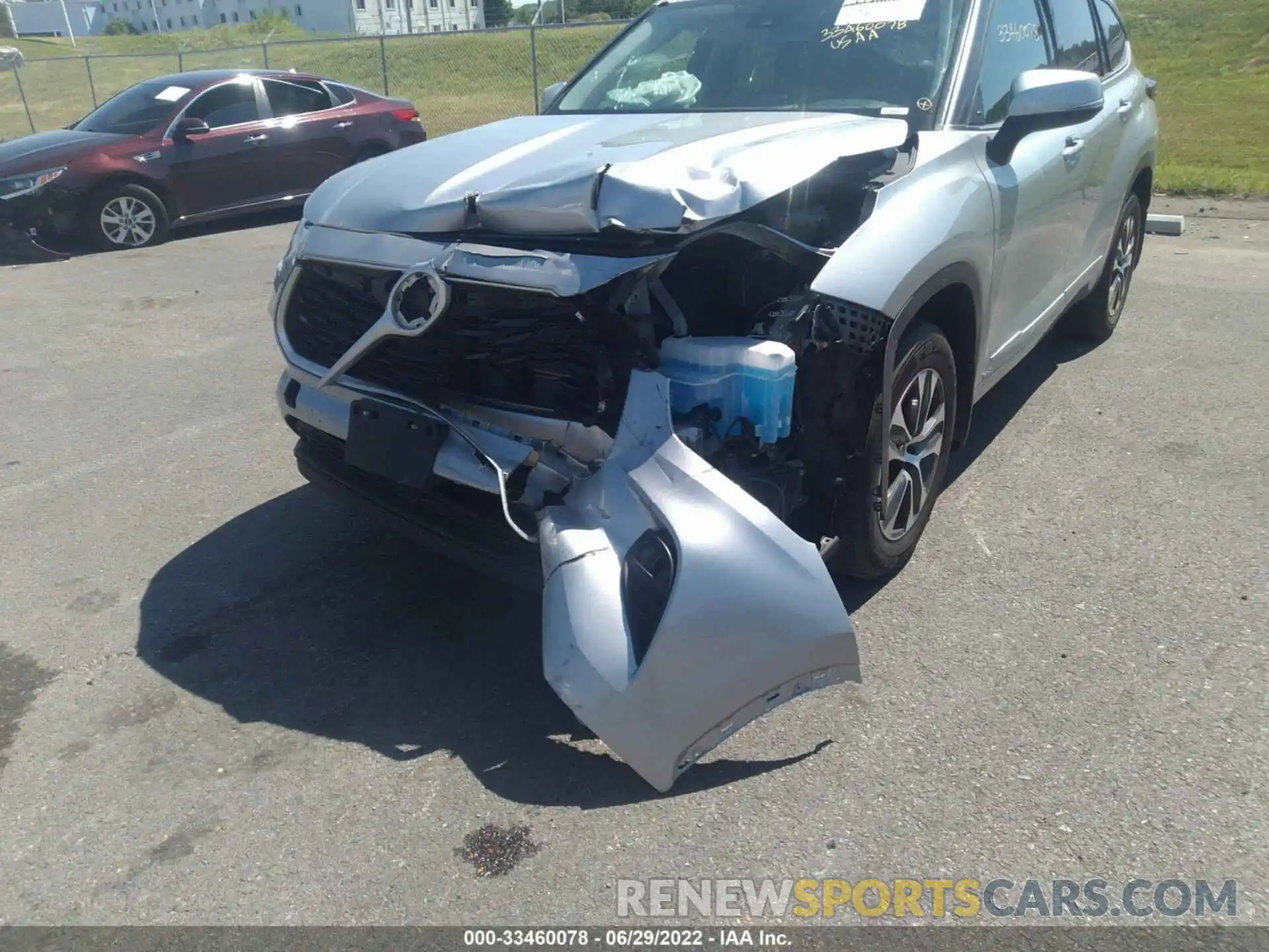 6 Photograph of a damaged car 5TDGBRCH5NS540236 TOYOTA HIGHLANDER 2022