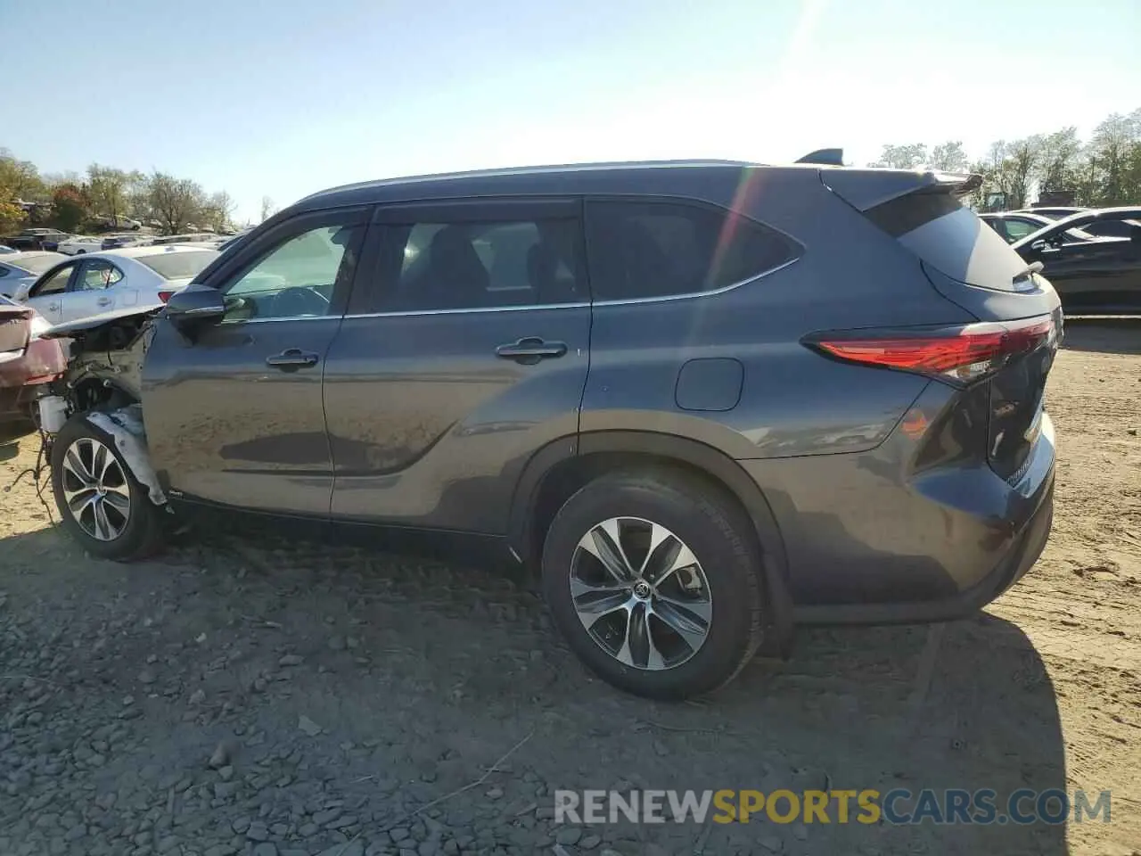 2 Photograph of a damaged car 5TDGBRCH5NS549213 TOYOTA HIGHLANDER 2022