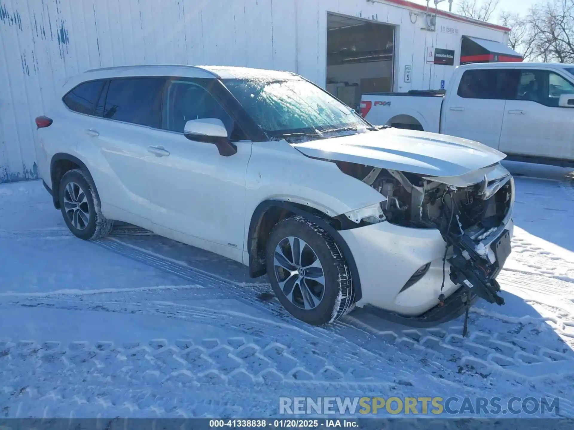 1 Photograph of a damaged car 5TDGBRCH5NS558963 TOYOTA HIGHLANDER 2022