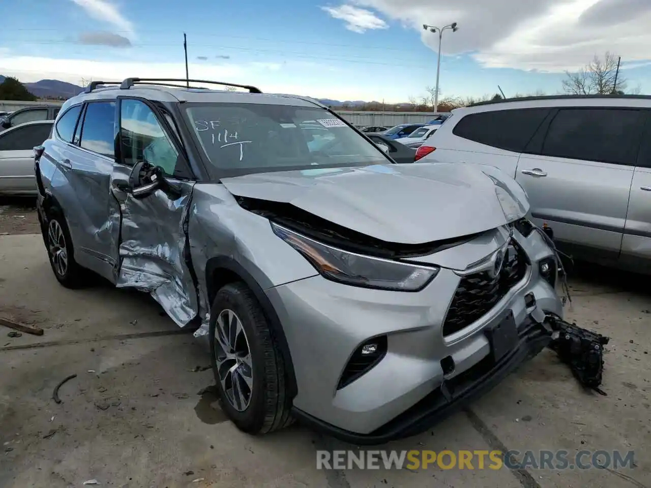 1 Photograph of a damaged car 5TDGBRCH8NS538402 TOYOTA HIGHLANDER 2022