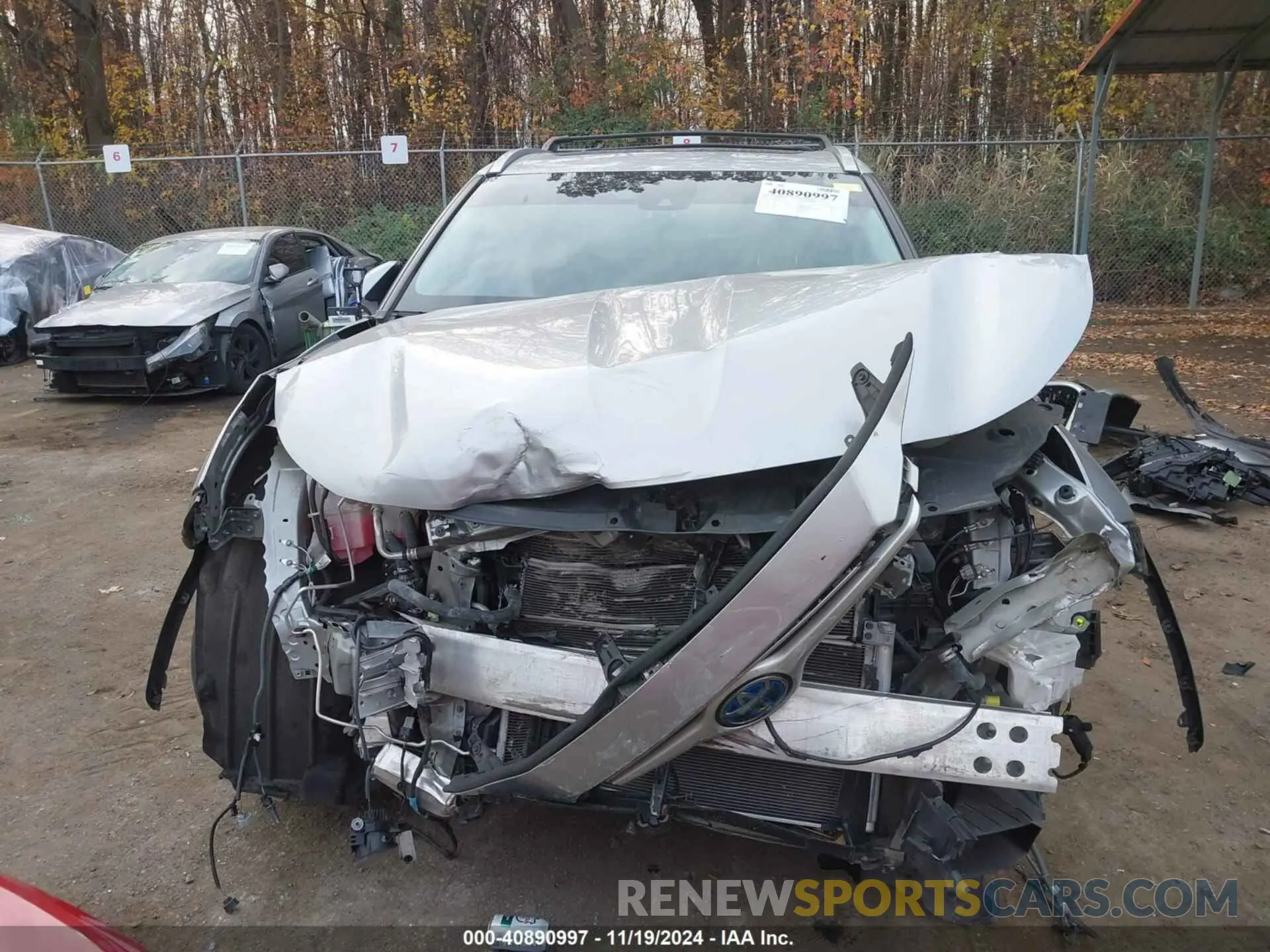 13 Photograph of a damaged car 5TDGBRCH9NS546735 TOYOTA HIGHLANDER 2022