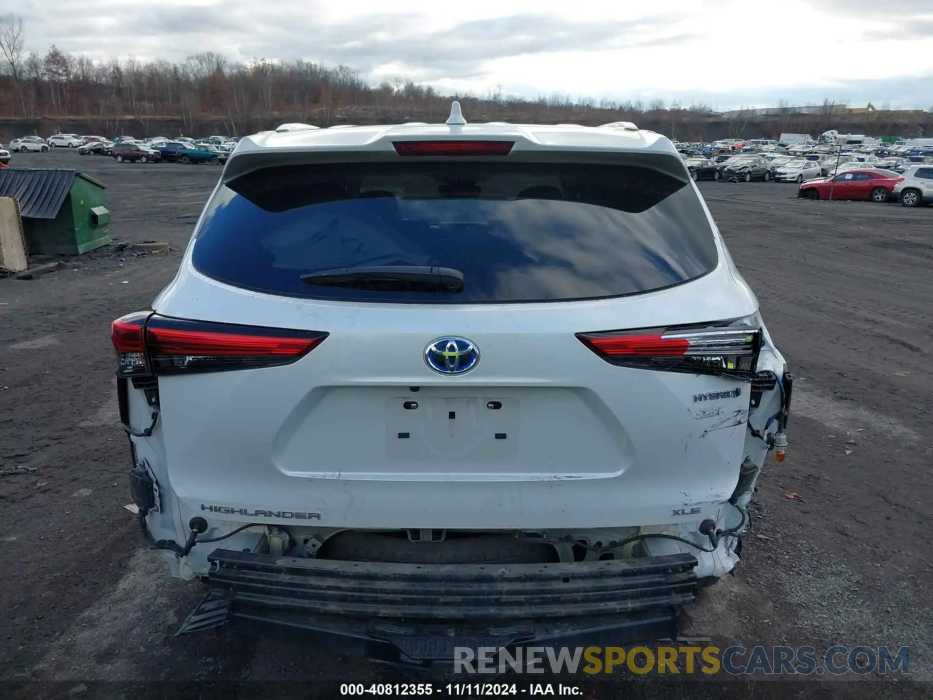 16 Photograph of a damaged car 5TDGBRCHXNS548719 TOYOTA HIGHLANDER 2022