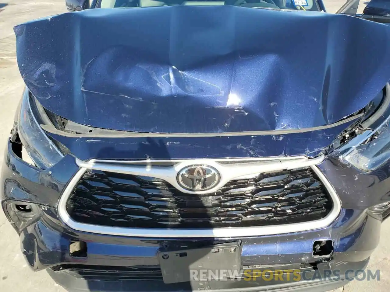 12 Photograph of a damaged car 5TDGZRAH0NS110421 TOYOTA HIGHLANDER 2022