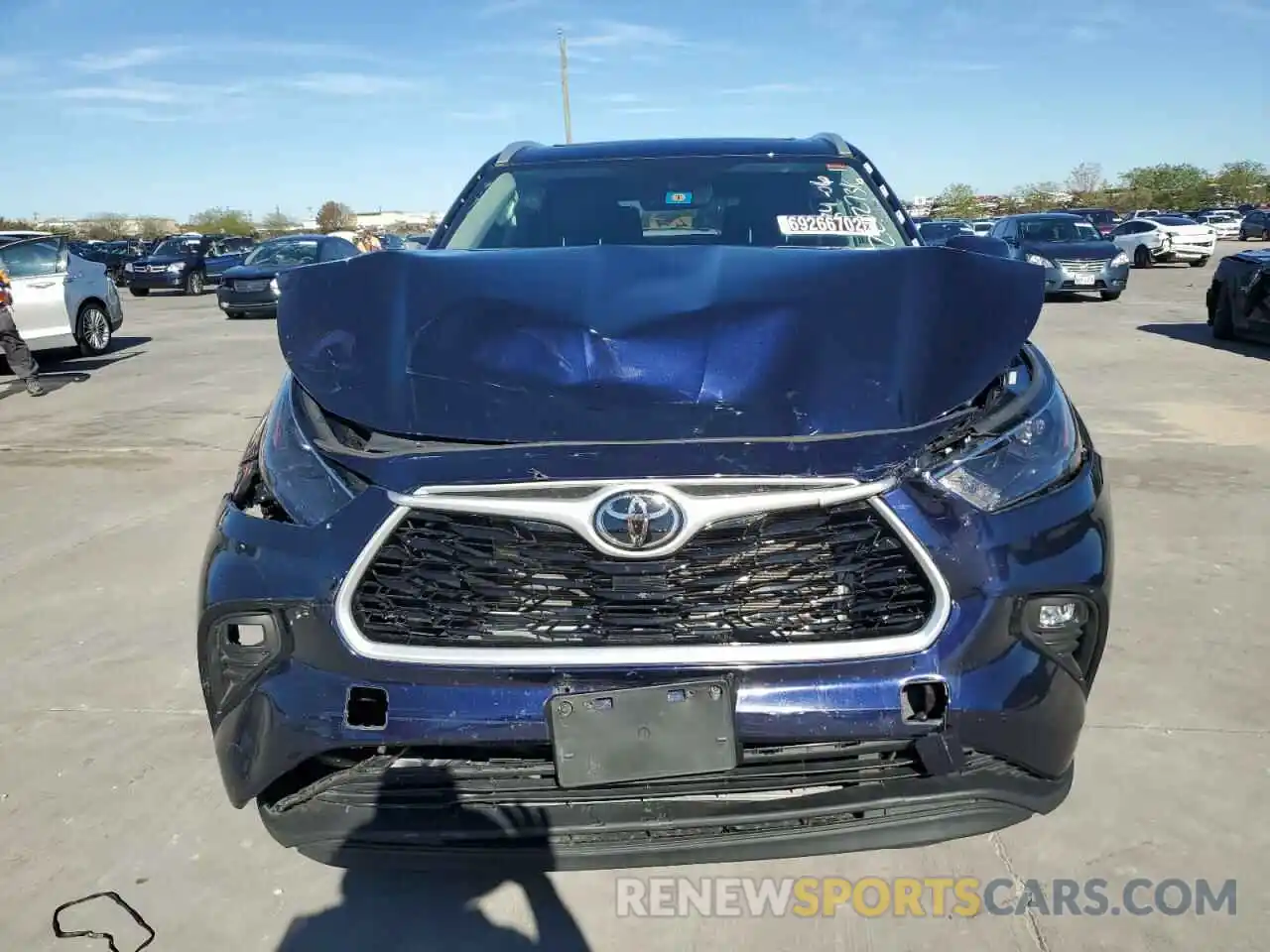 5 Photograph of a damaged car 5TDGZRAH0NS110421 TOYOTA HIGHLANDER 2022