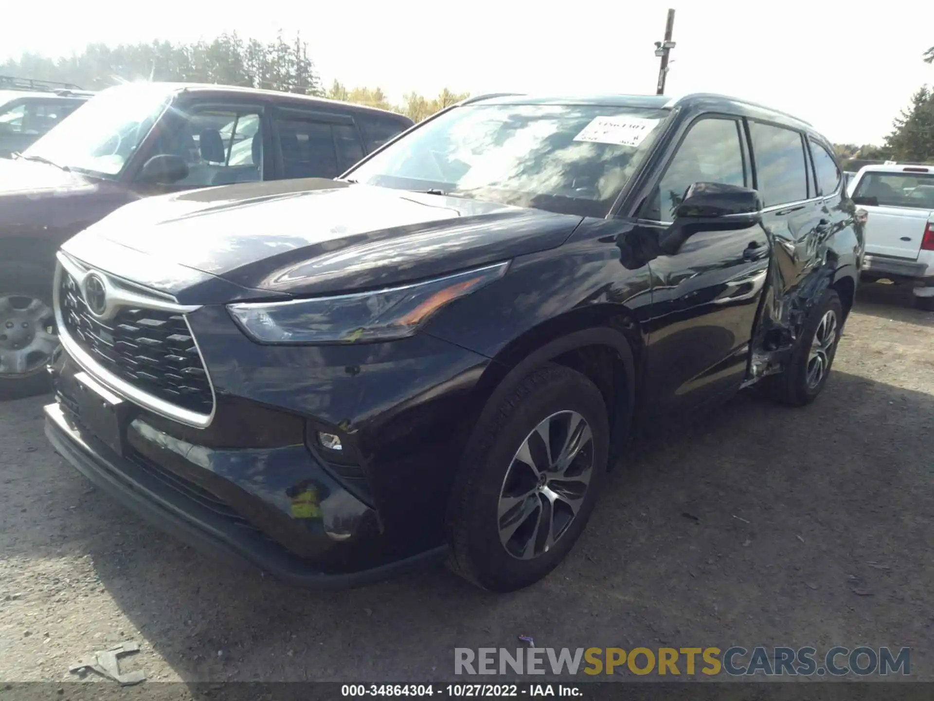 2 Photograph of a damaged car 5TDGZRAH0NS111763 TOYOTA HIGHLANDER 2022