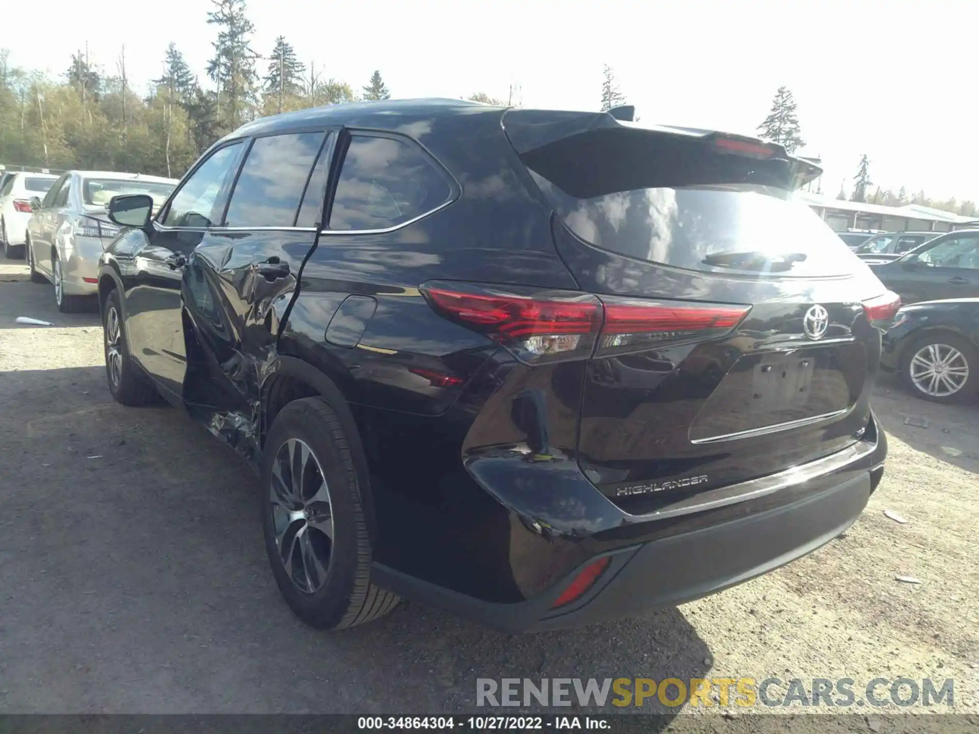 3 Photograph of a damaged car 5TDGZRAH0NS111763 TOYOTA HIGHLANDER 2022