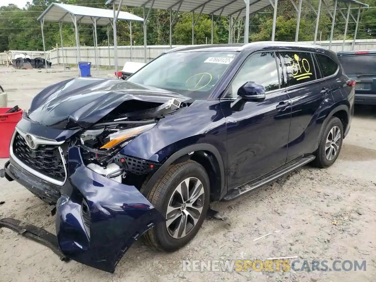 2 Photograph of a damaged car 5TDGZRAH0NS544371 TOYOTA HIGHLANDER 2022