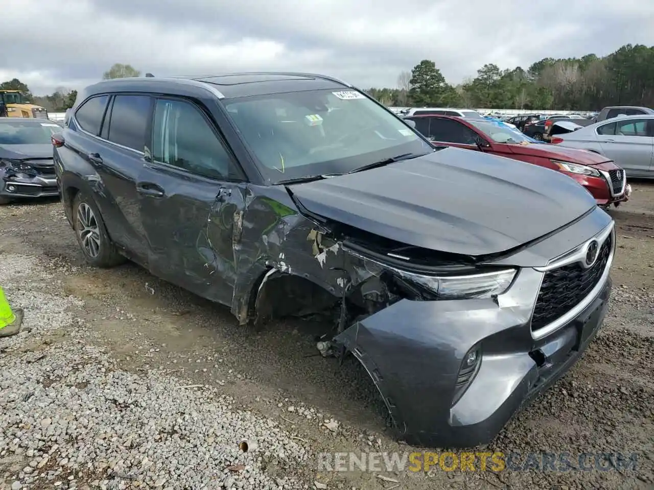 4 Photograph of a damaged car 5TDGZRAH2NS130086 TOYOTA HIGHLANDER 2022