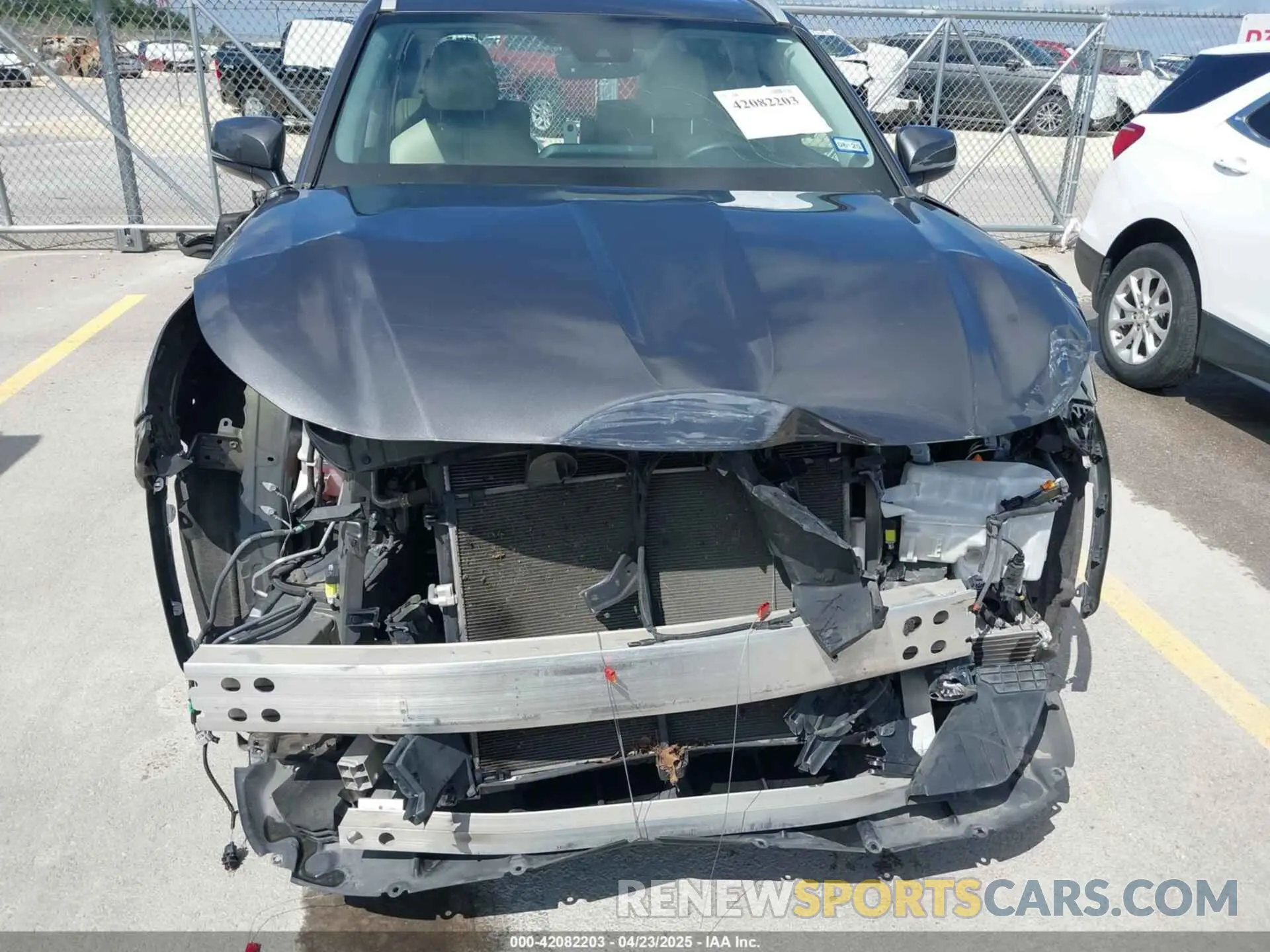 6 Photograph of a damaged car 5TDGZRAH2NS552455 TOYOTA HIGHLANDER 2022