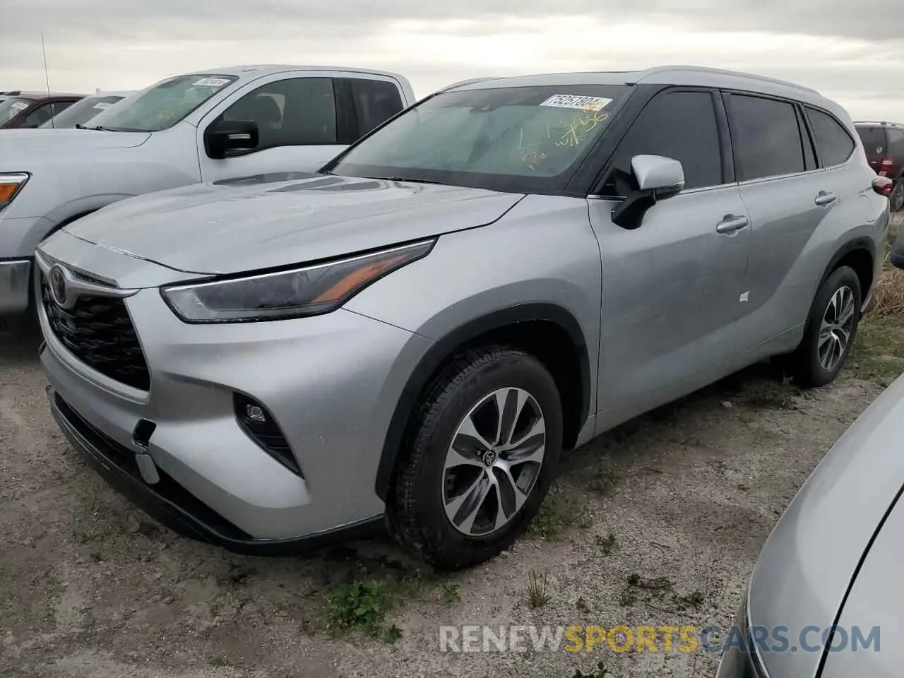 1 Photograph of a damaged car 5TDGZRAH3NS109716 TOYOTA HIGHLANDER 2022