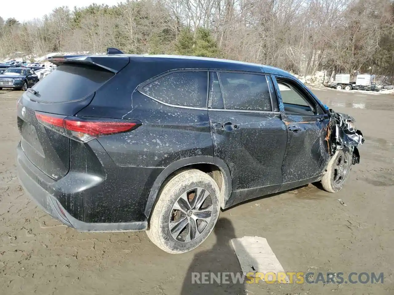 3 Photograph of a damaged car 5TDGZRAH3NS111837 TOYOTA HIGHLANDER 2022