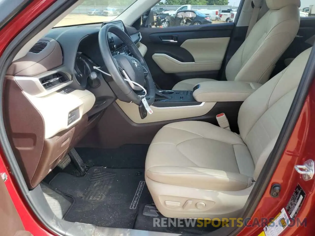 7 Photograph of a damaged car 5TDGZRAH4NS121065 TOYOTA HIGHLANDER 2022