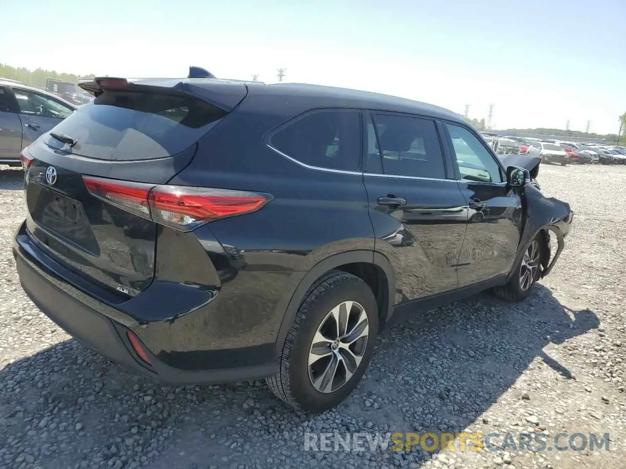 3 Photograph of a damaged car 5TDGZRAH4NS539528 TOYOTA HIGHLANDER 2022