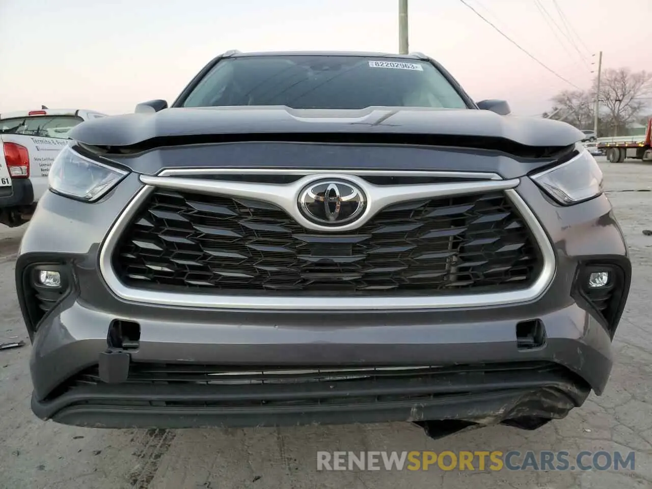 5 Photograph of a damaged car 5TDGZRAH4NS543448 TOYOTA HIGHLANDER 2022