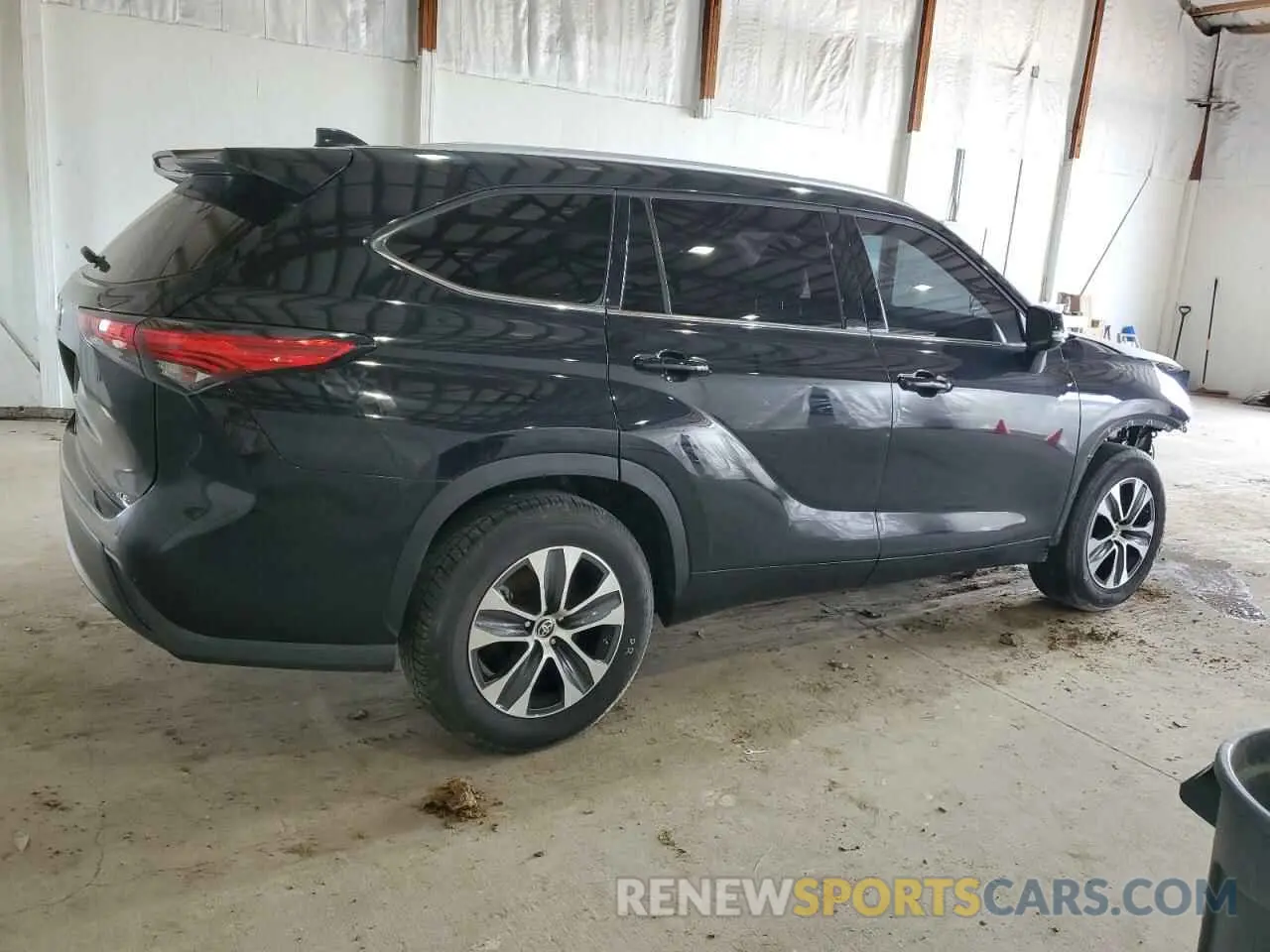 3 Photograph of a damaged car 5TDGZRAH4NS544051 TOYOTA HIGHLANDER 2022
