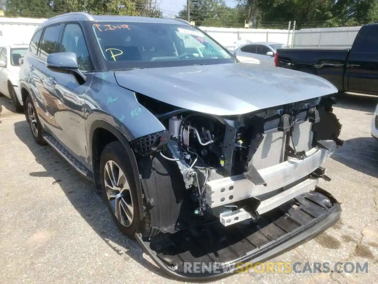 1 Photograph of a damaged car 5TDGZRAH5NS121530 TOYOTA HIGHLANDER 2022