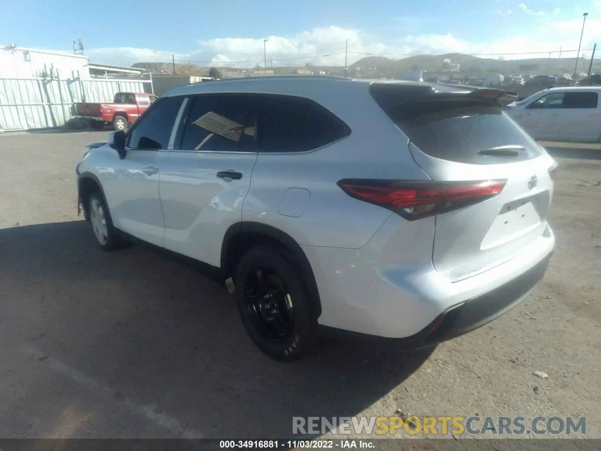 3 Photograph of a damaged car 5TDGZRAH6NS106129 TOYOTA HIGHLANDER 2022