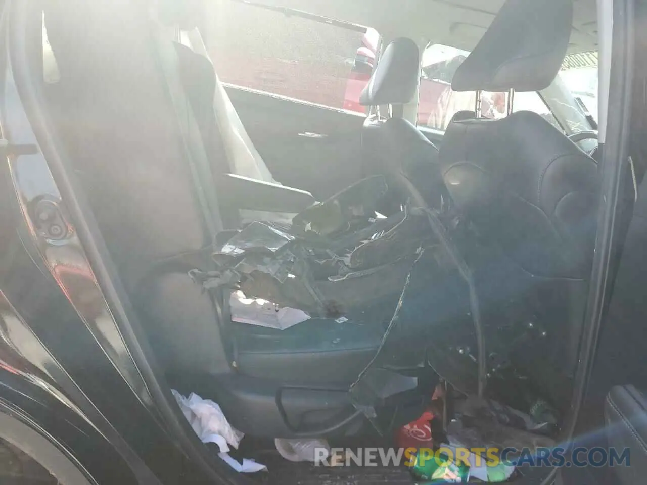 10 Photograph of a damaged car 5TDGZRAH6NS132648 TOYOTA HIGHLANDER 2022