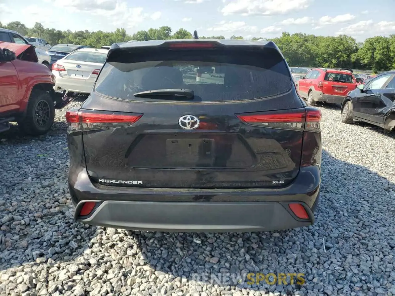 6 Photograph of a damaged car 5TDGZRAH6NS132648 TOYOTA HIGHLANDER 2022