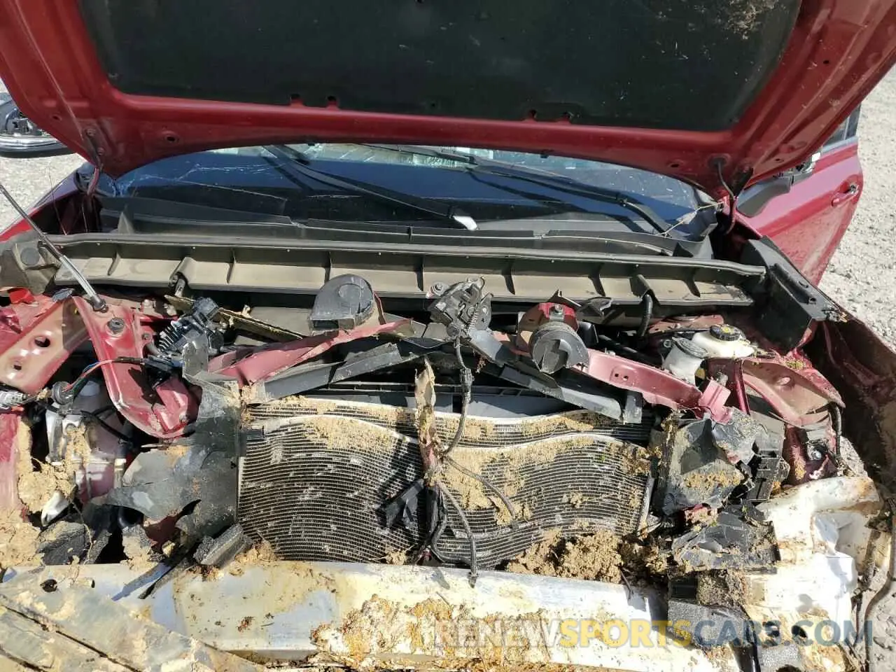 13 Photograph of a damaged car 5TDGZRAH6NS553429 TOYOTA HIGHLANDER 2022