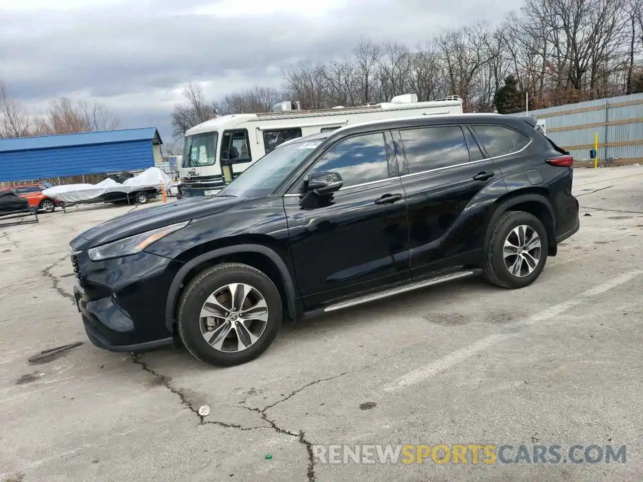 1 Photograph of a damaged car 5TDGZRAH7NS558445 TOYOTA HIGHLANDER 2022