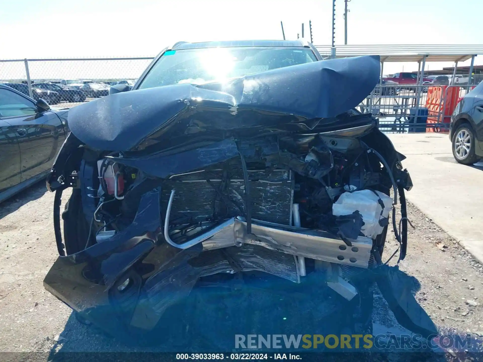 6 Photograph of a damaged car 5TDGZRAH8NS559944 TOYOTA HIGHLANDER 2022