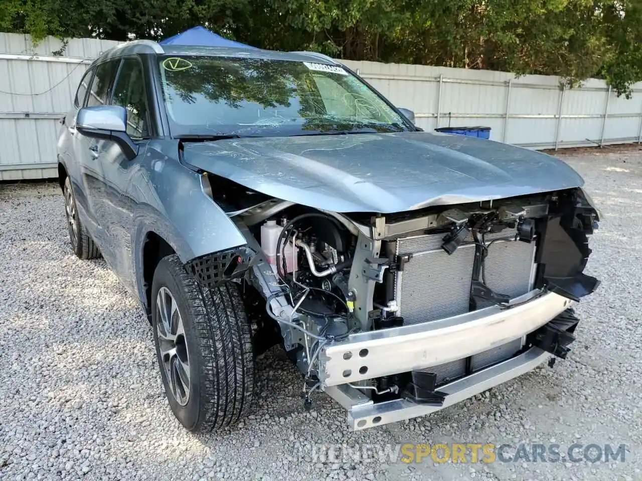 1 Photograph of a damaged car 5TDGZRAH9NS117819 TOYOTA HIGHLANDER 2022