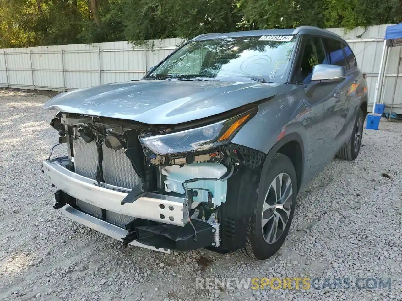 2 Photograph of a damaged car 5TDGZRAH9NS117819 TOYOTA HIGHLANDER 2022