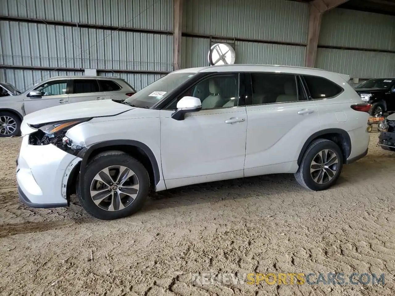 1 Photograph of a damaged car 5TDGZRAHXNS093756 TOYOTA HIGHLANDER 2022