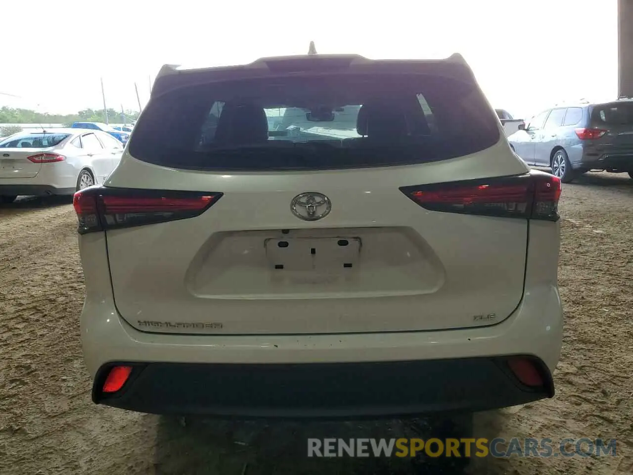 6 Photograph of a damaged car 5TDGZRAHXNS093756 TOYOTA HIGHLANDER 2022