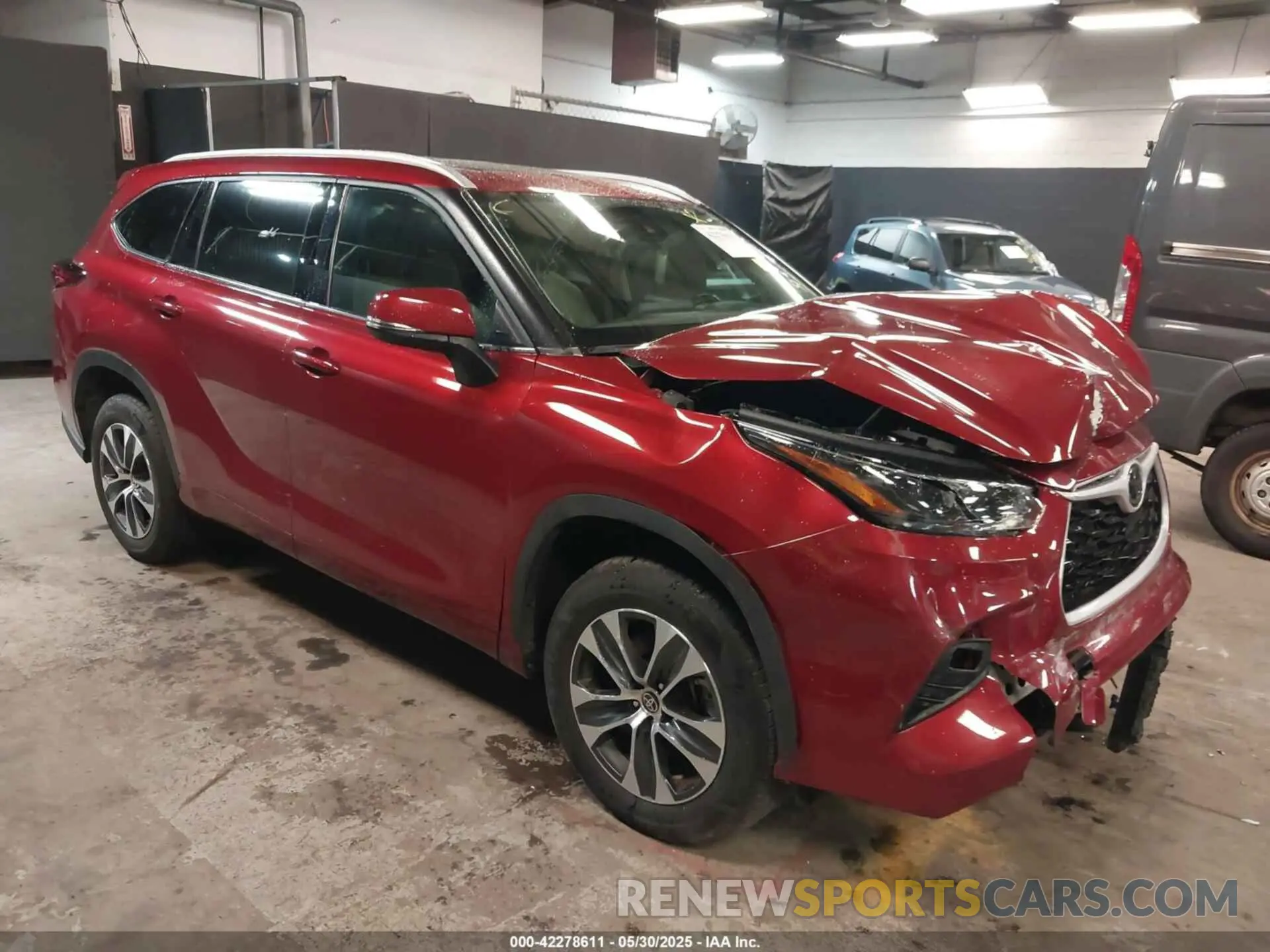1 Photograph of a damaged car 5TDGZRAHXNS557967 TOYOTA HIGHLANDER 2022