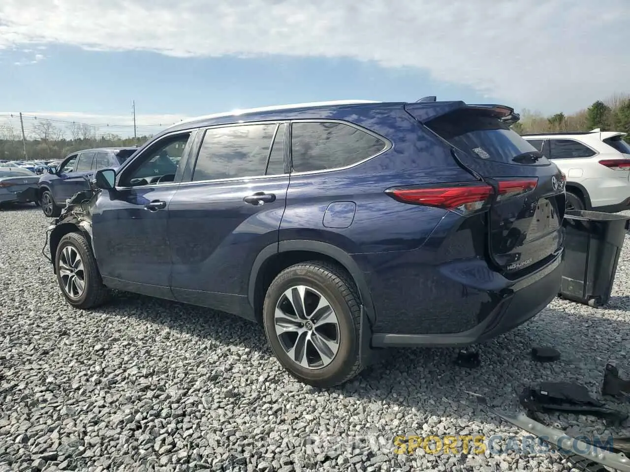 2 Photograph of a damaged car 5TDGZRBH0NS563064 TOYOTA HIGHLANDER 2022